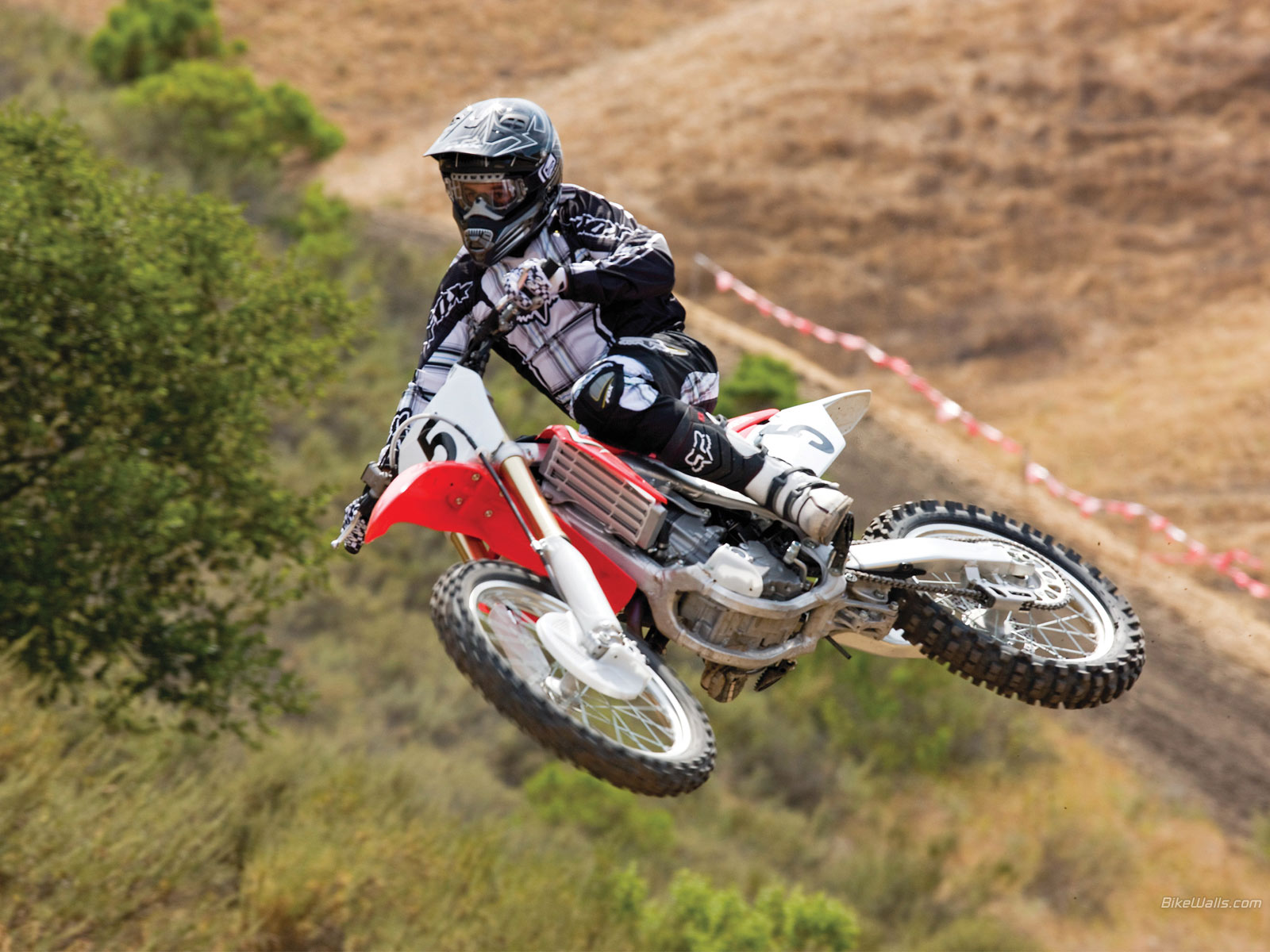 Honda CRF250R 1600x1200 c443 Tapety na pulpit